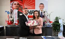 Özdemir’den CHP Korkuteli İlçe Başkanlığına ziyaret