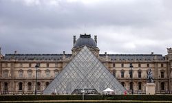 Tarihi soygun yaşanmıştı! Louvre Müzesi'nden yeni önlem