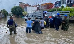 Sel felaketinde 27 kişi yaşamını yitirdi