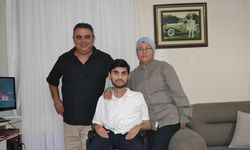 Yaşam sevinciyle örnek oluyor