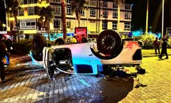 Pikapla çarpışan otomobildeki 2 kişi yaralandı