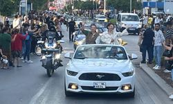 Altın Portakal Film Festivali kortejine yoğun ilgi