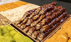 Havalar soğudu, cevizli pekmezli sucuk satışları arttı