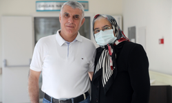 Eşinin böbreğiyle yaşama tutundu