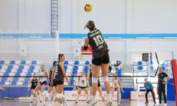 Manavgat Belediyespor set vermeden kazandı