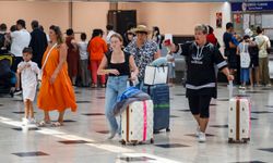 Antalya'ya en fazla Rus ve Alman turist geldi
