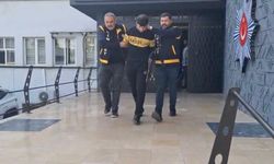 Eşini 45 yerinden bıçakladı