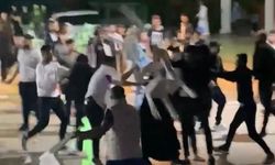 Serik'te düğünde sandalyeler havada uçuştu