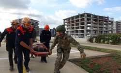 Dağın zirvesinde fenalaşan adam hayatını kaybetti