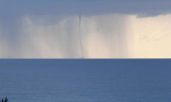 Alanya'da 5'er dakika arayla iki hortum çıktı