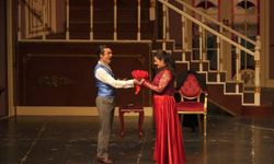 'Aşk-ı Memnu' tutkuyu ve ihaneti sahneye taşıyor