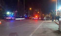 Sokak ortasında silahlı kavga kamerada