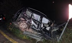 Araçlar hurdaya döndü: 1 ölü, 2 yaralı