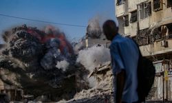 Gazze'de ateşkes ilanına rağmen saldırılar sürüyor