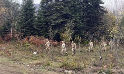 Annenin donarak oğlunun düşerek öldüğü üzerinde duruluyor