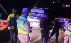 İşçileri taşıyan otobüs devrildi: 17 yaralı