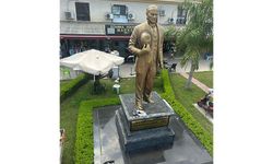 Atatürk heykeli restore edildi