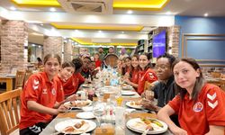 1207 Antalyaspor FK’de moral yemeği