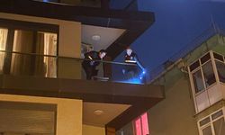 Balkondan düşerek hayatını kaybetti