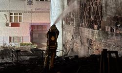 Geri dönüşüm atık tesisi alevlere teslim oldu