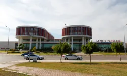 Öğrencilerden asansör talebi