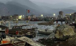 Fırtınada 5 tekne ve 1 yat alabora oldu