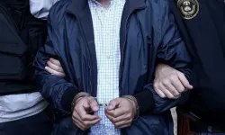 Kendisini polis olarak tanıtan dolandırıcı tutuklandı