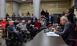 Kepez engellilerin yanında