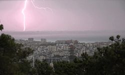 Antalya'da sağanak etkili oldu