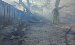 Korkuteli'de ev küle döndü