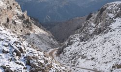 Kaş'ın dağları beyaza büründü