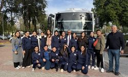 Topaloğlu'ndan voleybolculara moral desteği