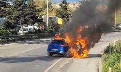 Ünlü futbolcunun arabası alev alev yandı
