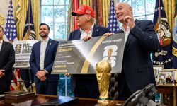 Trump'a FIFA'dan ödül