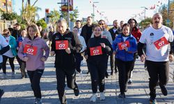 Protokol maratonda koştu