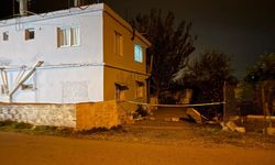 Karısını baltayla öldürdü