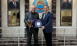Korkuteli'de hayırsevere plaket