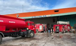 Kepez'de soğuk hava deposunda yangın