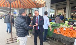 Başkan Topaloğlu’dan pazar esnafına ziyaret