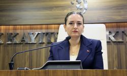 Büşra Özdemir istifa etti