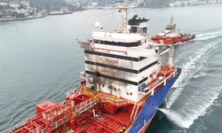 Ruslar tarafından vurulan Türk gemisi İstanbul Boğazı’nda