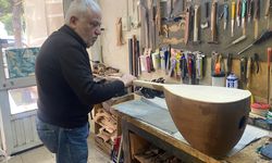 Antalya’nın 50 yıllık saz ustası