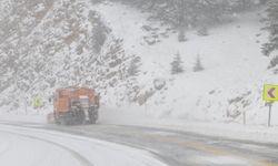 Kar yağışı etkisini sürdürüyor