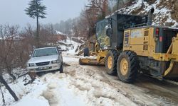Antalya'da karla mücadele