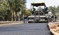 Yağış sonrası bozulan yollar onarılıyor