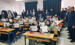 Kumluca'da 15 bin 226 öğrenci karne aldı