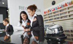 turizm çalışanına 12 ay gelir talebi