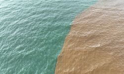 Alanya'da denizin rengi değişti