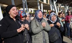 Ölü bulunan güvenlik görevlisinin yakınları gözyaşlarını tutamadı
