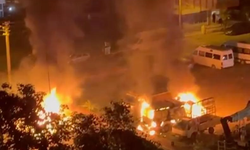 Tartıştığı kız arkadaşı ile annesinin araçlarını kundakladı!